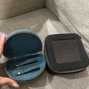 Chic Black and Teal Jewelry Case